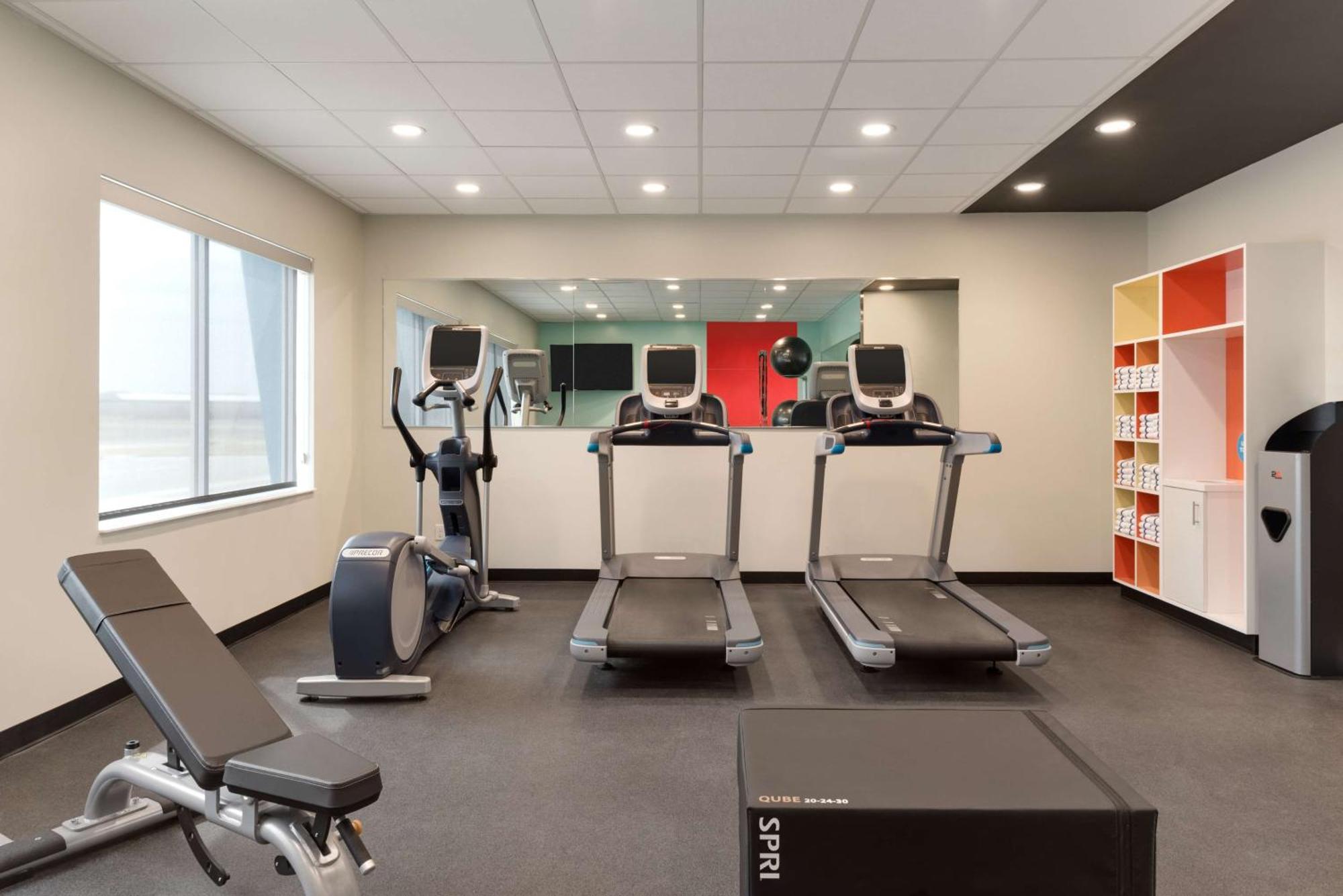 Готель Tru By Hilton Cedar Rapids Westdale Екстер'єр фото