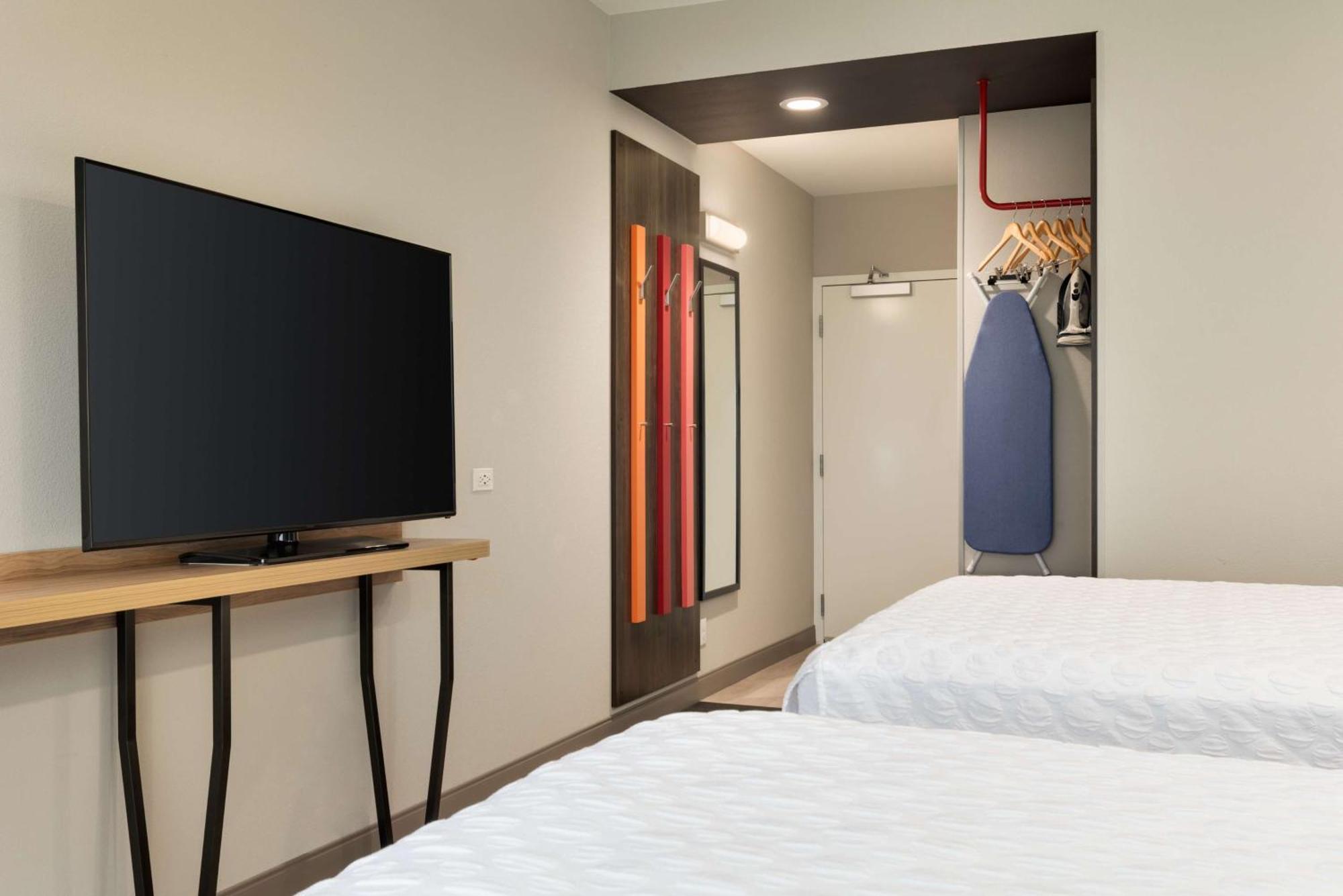 Готель Tru By Hilton Cedar Rapids Westdale Екстер'єр фото